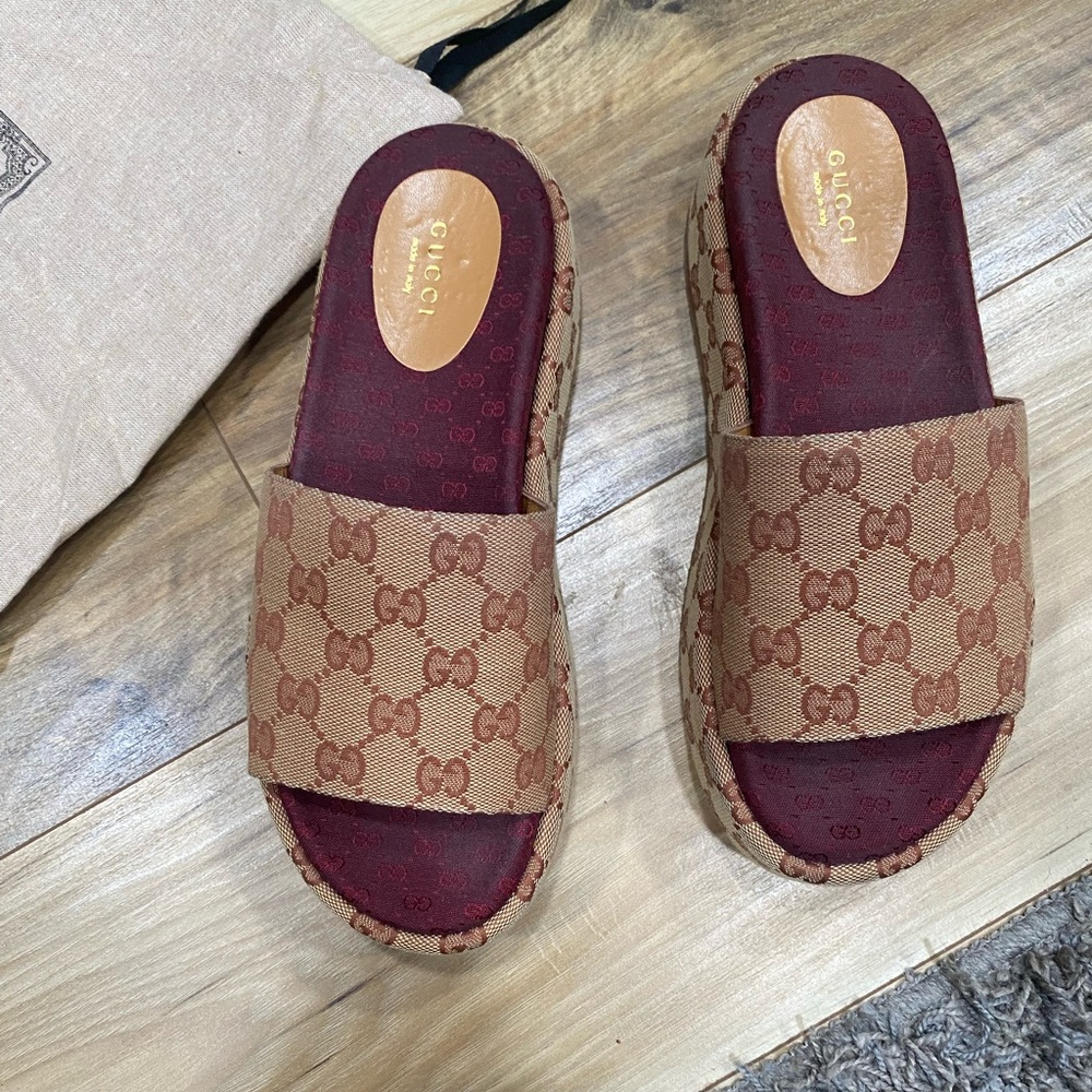 These are Gucci beautiful platform scandals. I've only worn them twice!